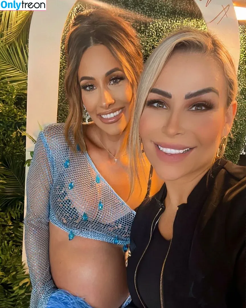 Natalya Neidhart nude photo #0258 (Wwe / jenni-neidhart / natalya_boat)