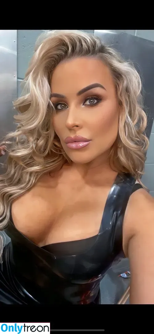 Natalya Neidhart nude photo #0265 (Wwe / jenni-neidhart / natalya_boat)