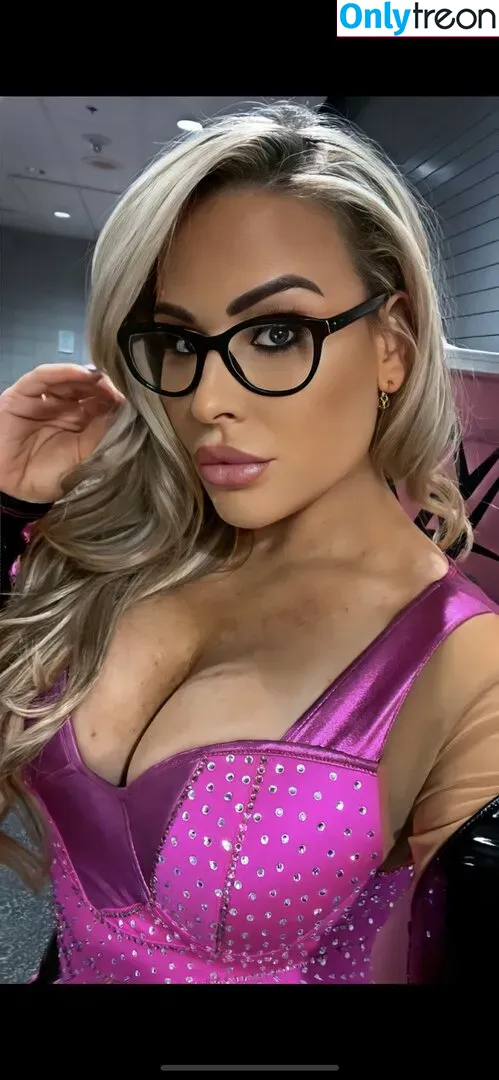 Natalya Neidhart nude photo #0282 (Wwe / jenni-neidhart / natalya_boat)