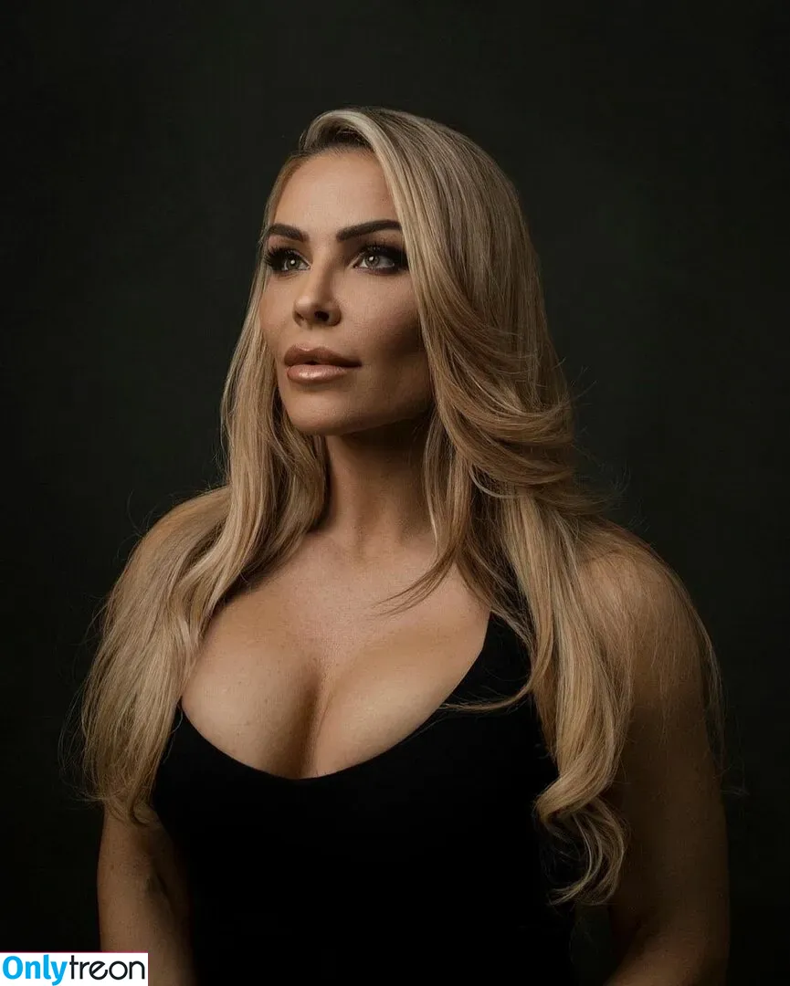 Natalya Neidhart nude photo #0313 (Wwe / jenni-neidhart / natalya_boat)