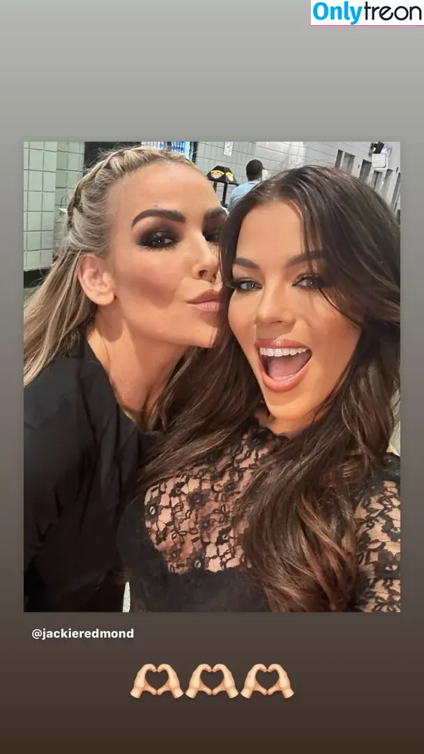 Natalya Neidhart nude photo #0357 (Wwe / jenni-neidhart / natalya_boat)