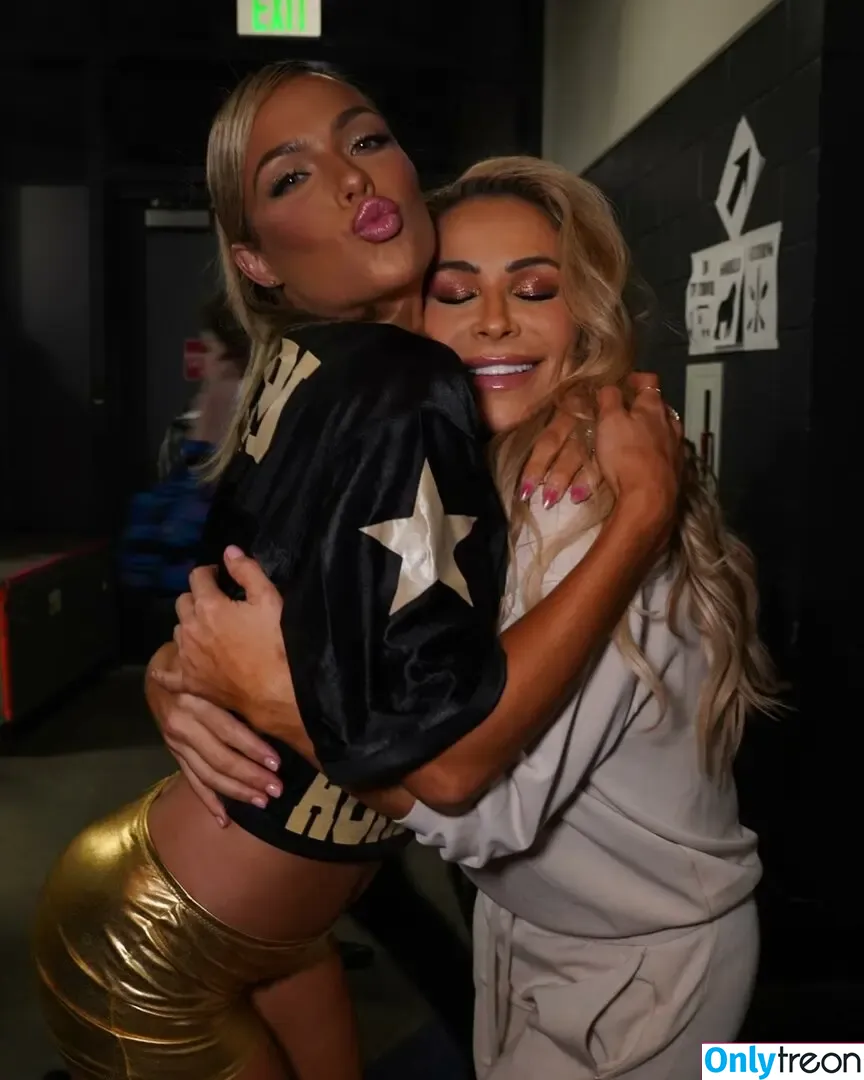 Natalya Neidhart nude photo #0455 (Wwe / jenni-neidhart / natalya_boat)
