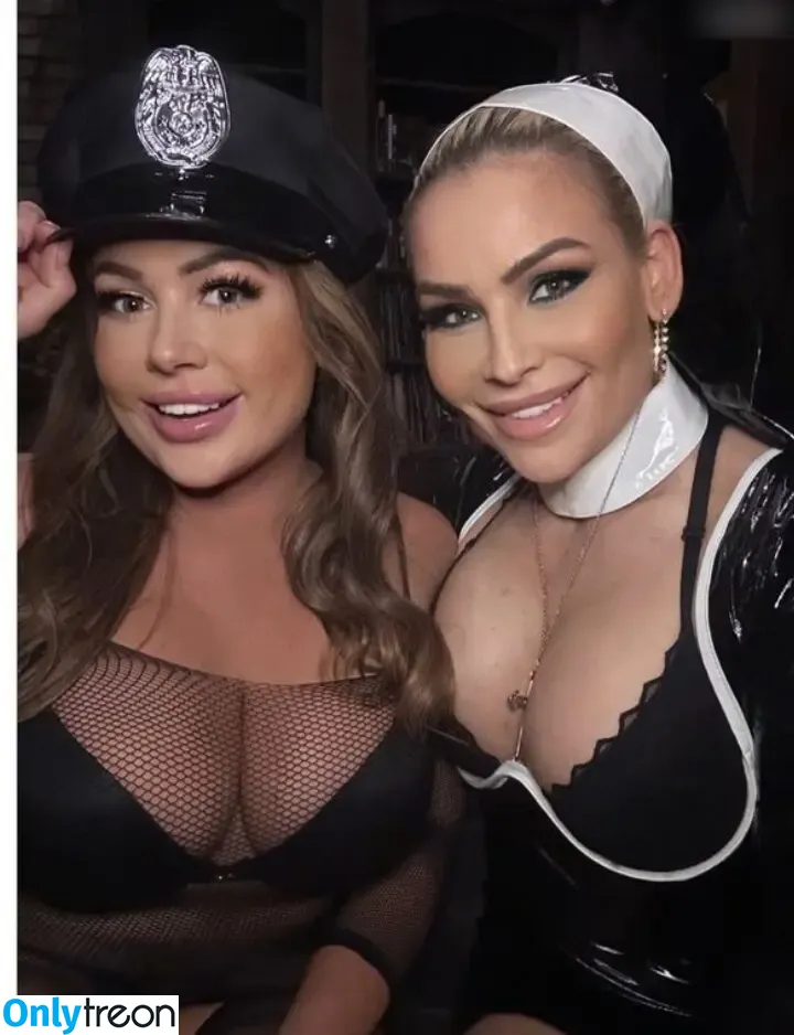 Natalya Neidhart nude photo #0483 (Wwe / jenni-neidhart / natalya_boat)