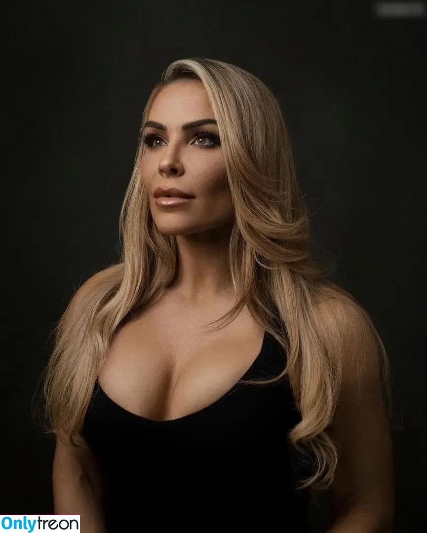 Natalya Neidhart nude photo #0529 (Wwe / jenni-neidhart / natalya_boat)