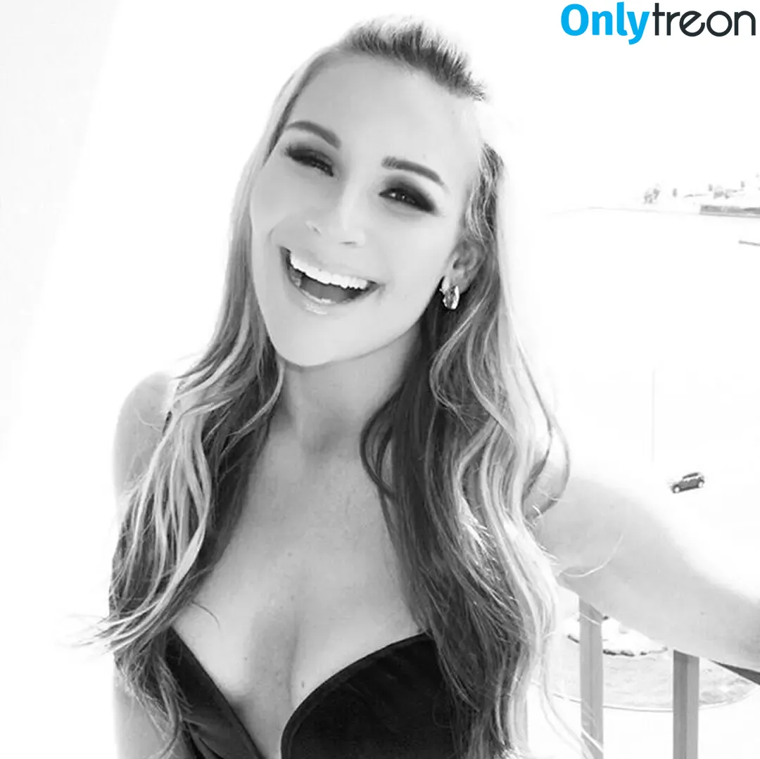 Natalya Neidhart nude photo #0591 (Wwe / jenni-neidhart / natalya_boat)