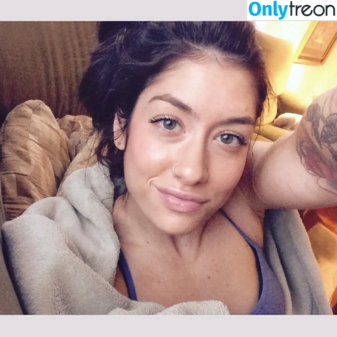 Natasha Aughey nude photo #0022 (Natasha_aughey / natashaaughey / natashaughey_)