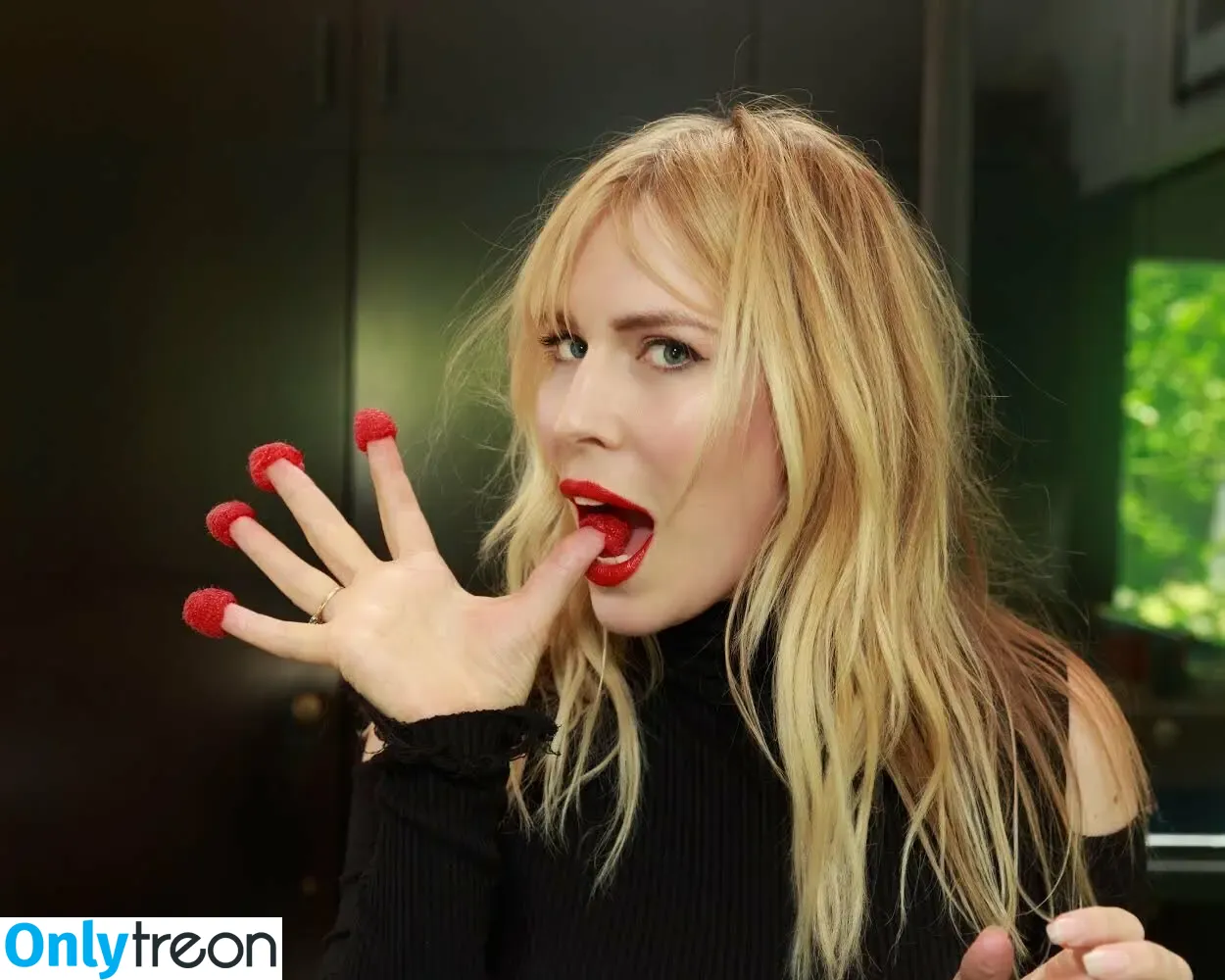 Natasha Bedingfield nude photo #0051 (natashabedingfield)