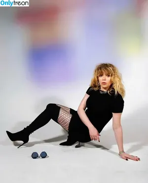 Natasha Lyonne / nlyonne nude photo #0167
