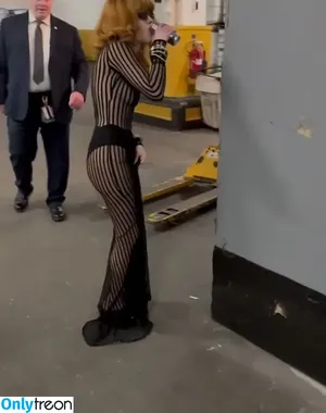 Natasha Lyonne / nlyonne nude photo #0180