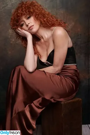 Natasha Lyonne / nlyonne nude photo #0198