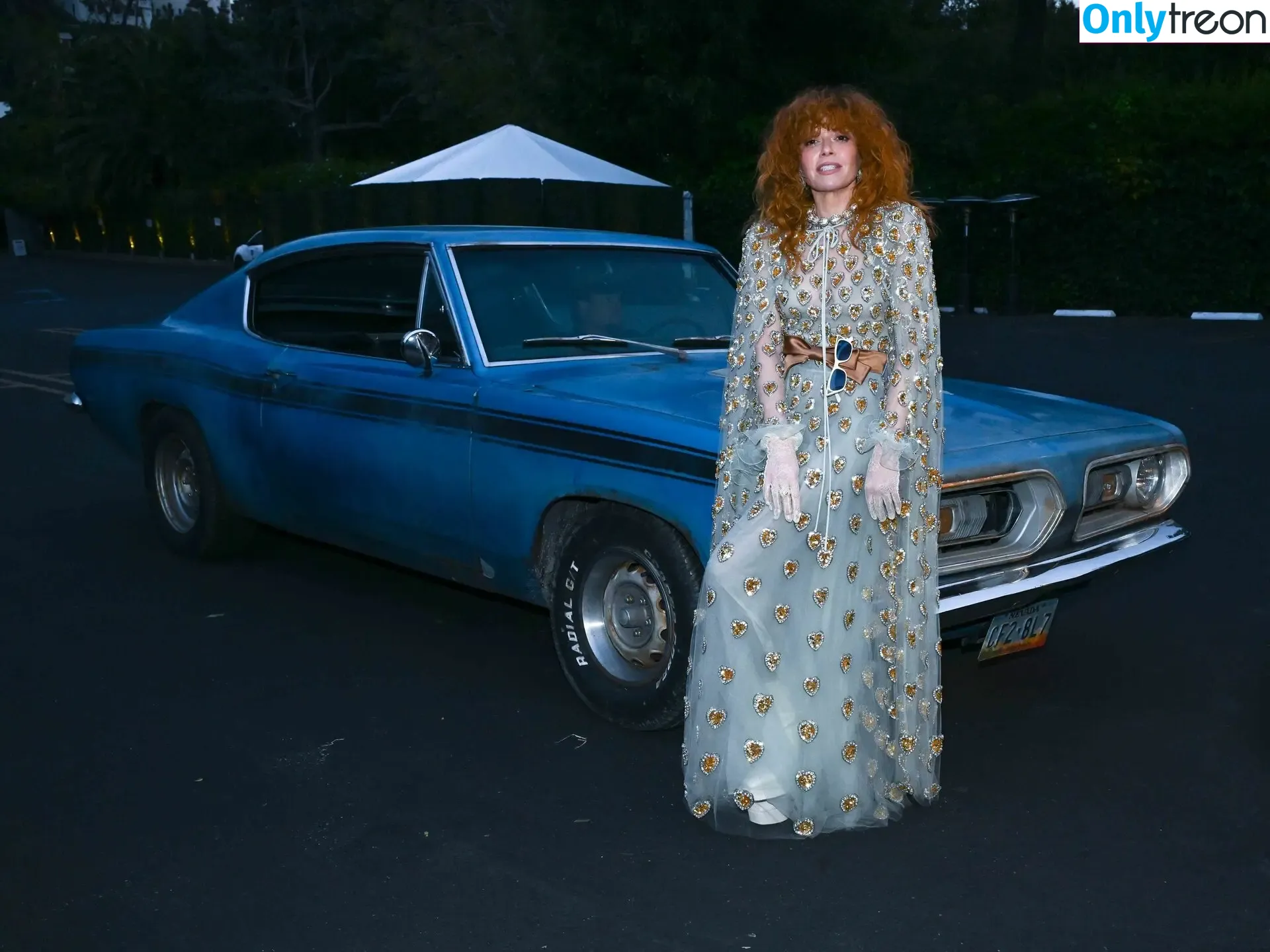 Natasha Lyonne nude photo #0081 (nlyonne)