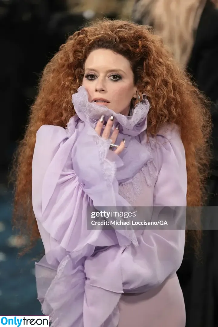Natasha Lyonne nude photo #0087 (nlyonne)