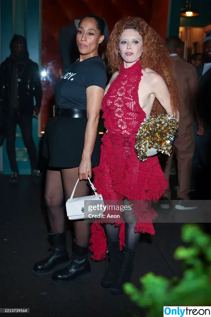 Natasha Lyonne nude photo #0089 (nlyonne)