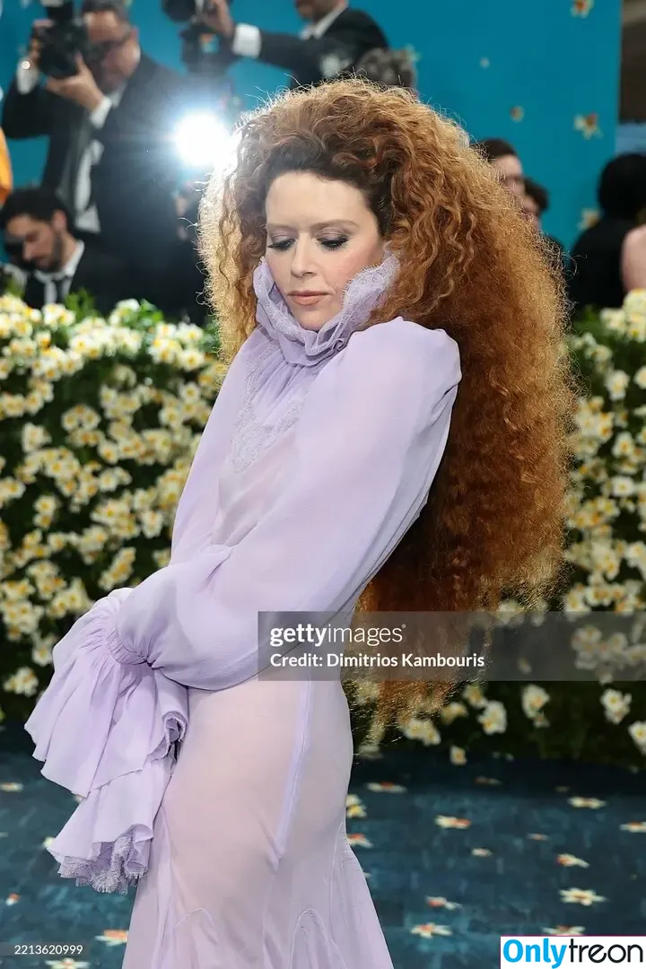 Natasha Lyonne nude photo #0090 (nlyonne)