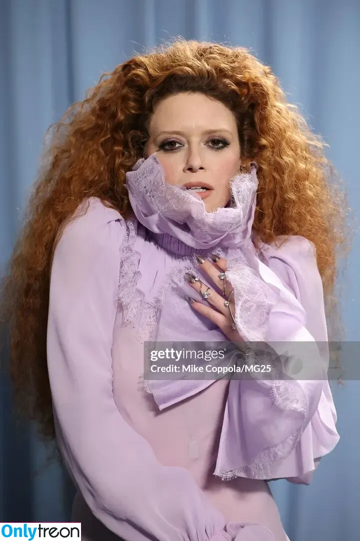 Natasha Lyonne nude photo #0092 (nlyonne)