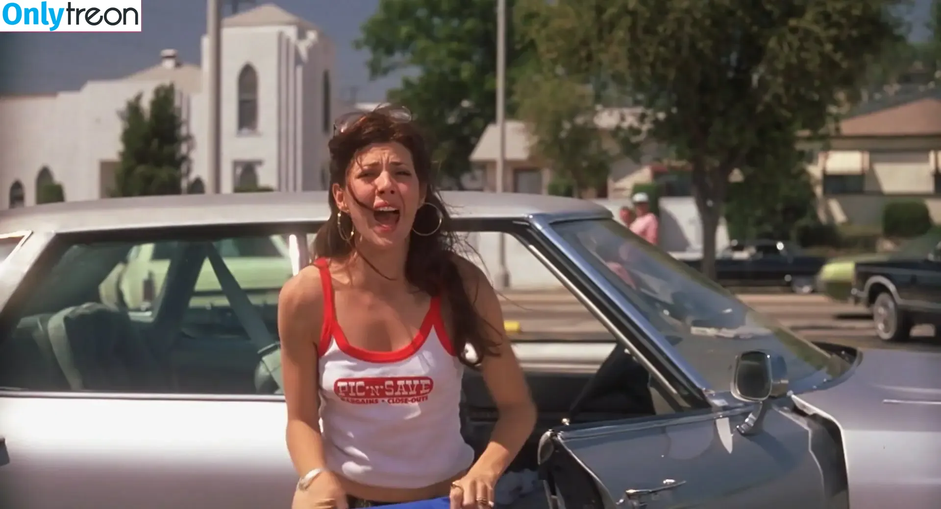 Natasha Lyonne nude photo #0121 (nlyonne)