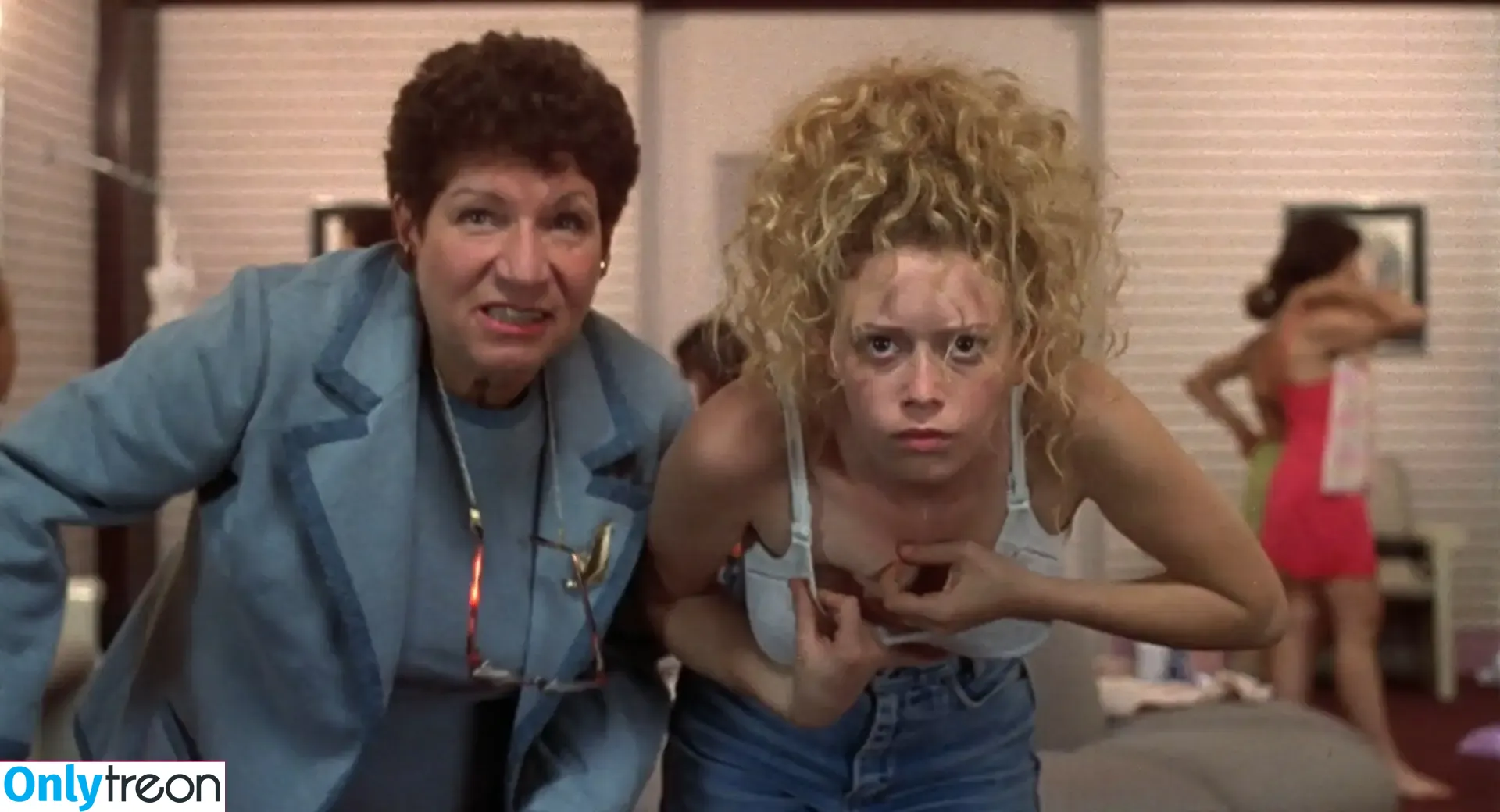 Natasha Lyonne nude photo #0136 (nlyonne)