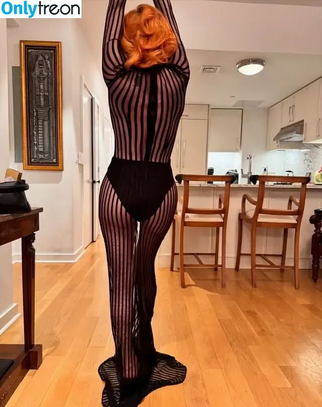 Natasha Lyonne nude photo #0181 (nlyonne)