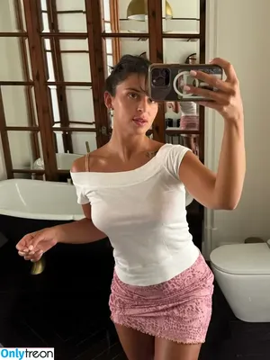 Nathy Peluso / NathyPeluso nude photo #0328