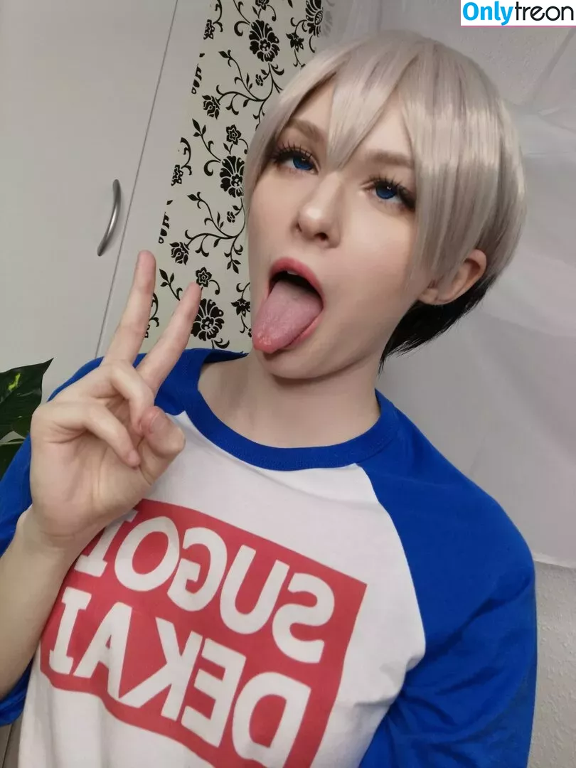 Natsuku nude photo #0179 (NatsukuNeko / Natsukuofficial / natsuku_art)