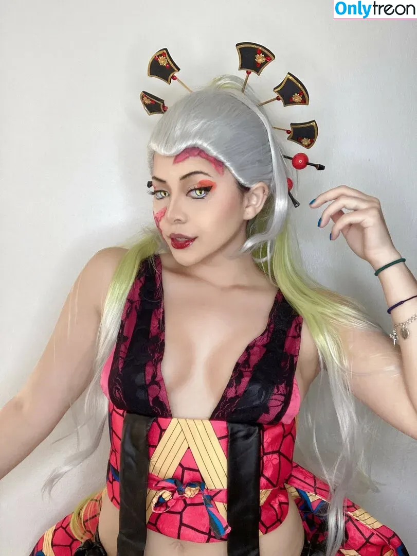natylikespizza nude photo #0001 (natylikespizza2)