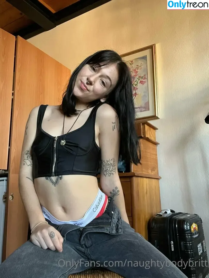 naughtybodybritt nude photo #0984 (naughty_rabbit_)