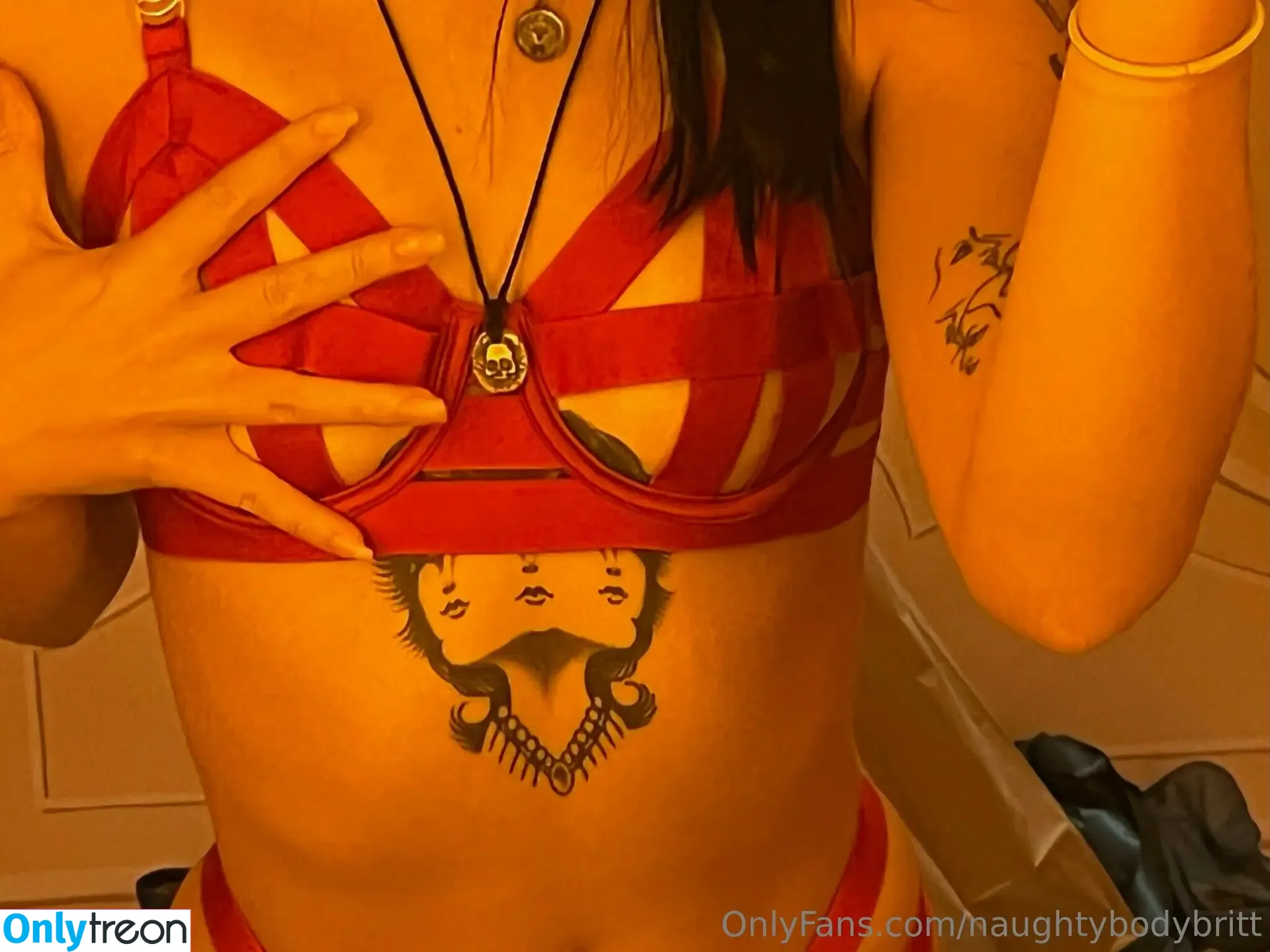 naughtybodybritt nude photo #1456 (naughty_rabbit_)