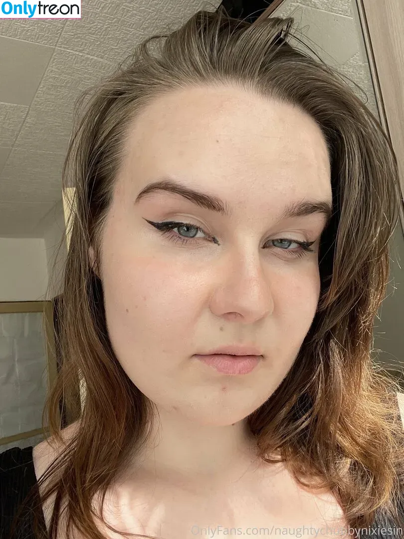 Naughtychubbynixiesin nude photo #0001 (Naughtychubbynixiesin)