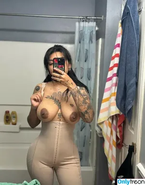  nude photo #0011