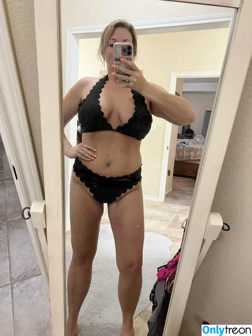 NaughtyNurseTx nude photo #0007 (naughtynursetx6969 / wild_free_1315)