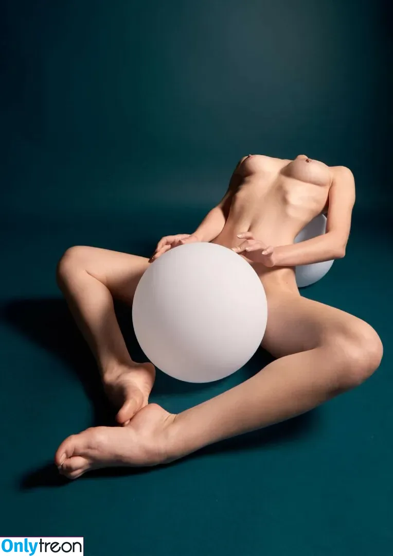 Nausicaa Yami nude photo #0052 (Elena Salvi / NausicaaYami / babel.ena / nausicaa_yami / nausicaa_yami_)