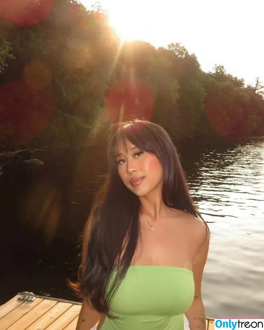 Navenchy nude photo #0001 (raunchyspice)