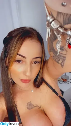 Nayara Macedo / Discussão / nayaramacedo / nayaramacedowuda nude photo #0004