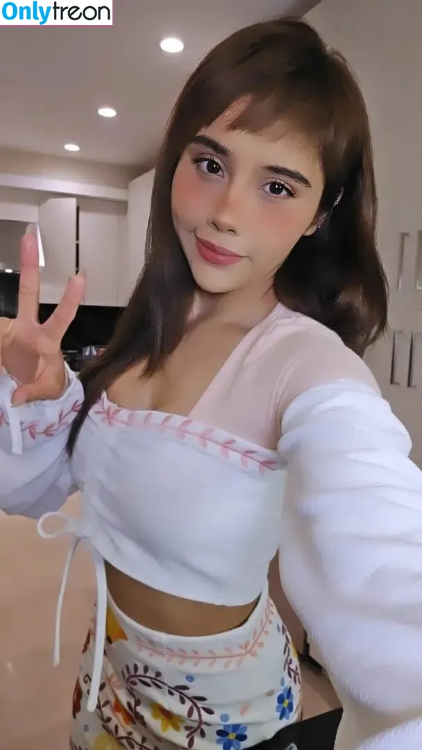 Neekolul nude photo #0962 (neeko)