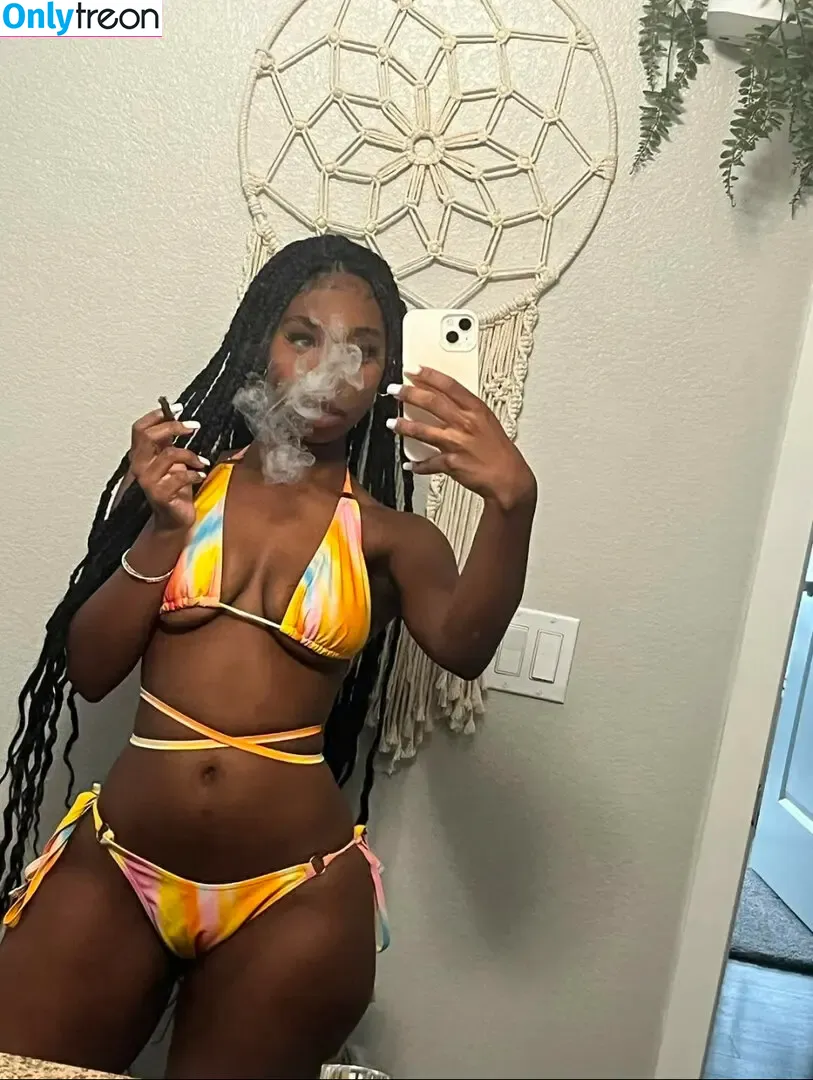 Neenah Brown nude photo #0004 (neenahbrownn)