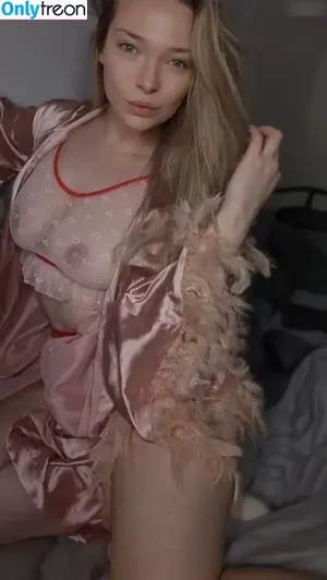 neeviliciouz / neevi / neevi_twitch / neevilicious nude photo #0232