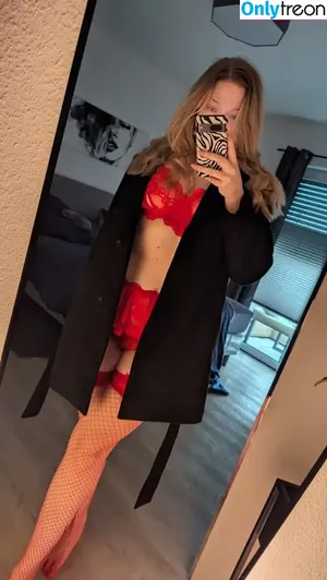 neeviliciouz / neevi / neevi_twitch / neevilicious nude photo #0376