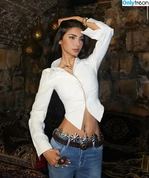 Negin Ghalavand / negin nude photo #0002