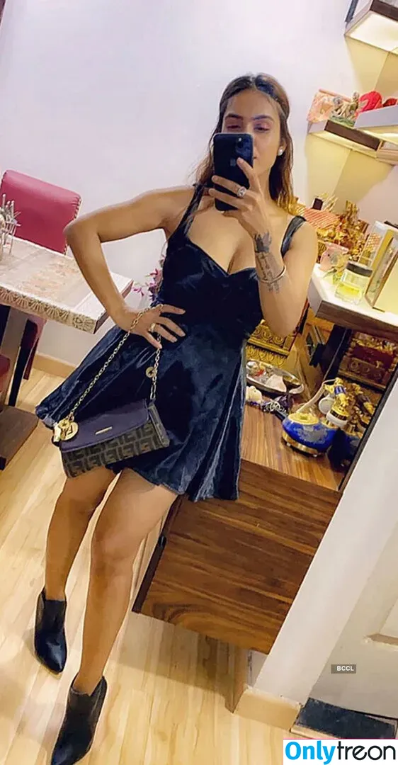 Neha Malik nude photo #0107 (Nehamalik335)
