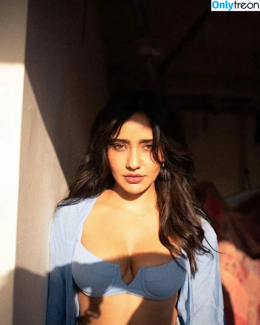 Neha Sharma nude photo #0095 (nehasharmaofficial)