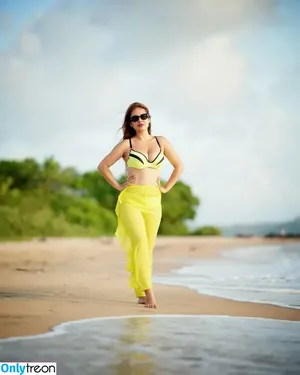 Nehhaa Malik / Neha Malik / freakymeek500 / nehamalik335 nude photo #0249