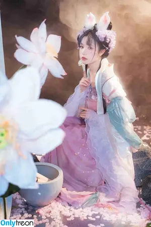 nekokoyoshi / kumicho_cat / 喵小吉 / 爆机少女 喵小吉 nude photo #0302