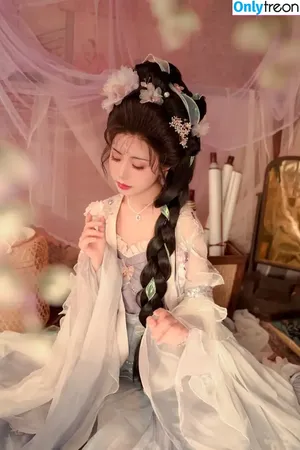 nekokoyoshi / kumicho_cat / 喵小吉 / 爆机少女 喵小吉 nude photo #0576