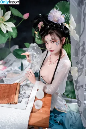 nekokoyoshi / kumicho_cat / 喵小吉 / 爆机少女 喵小吉 nude photo #0683