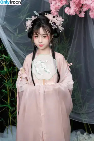 nekokoyoshi / kumicho_cat / 喵小吉 / 爆机少女 喵小吉 nude photo #0917
