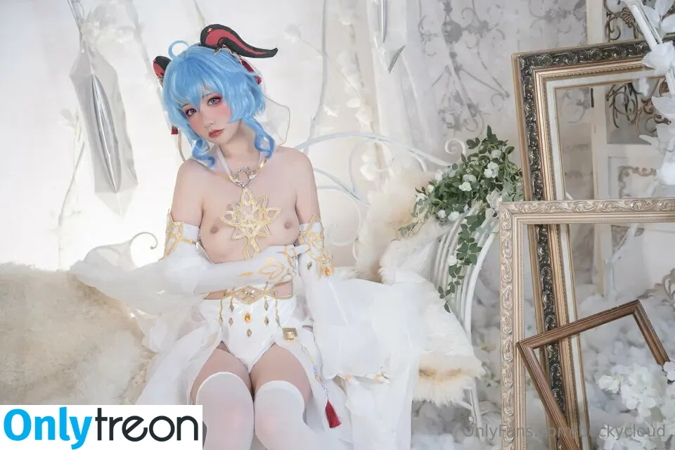 nekokoyoshi nude photo #0417 (kumicho_cat / 喵小吉 / 爆机少女 喵小吉)