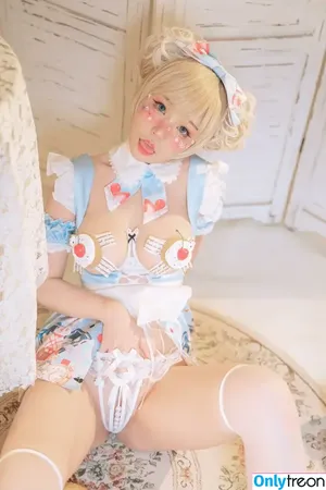 nekokoyoshi / kumicho_cat / 喵小吉 / 爆机少女 喵小吉 nude photo #1183