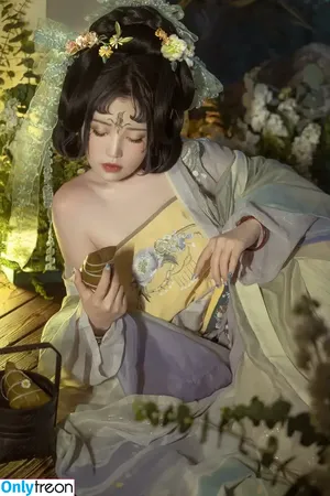 nekokoyoshi / kumicho_cat / 喵小吉 / 爆机少女 喵小吉 nude photo #1845