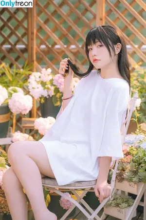 nekokoyoshi / kumicho_cat / 喵小吉 / 爆机少女 喵小吉 nude photo #1890