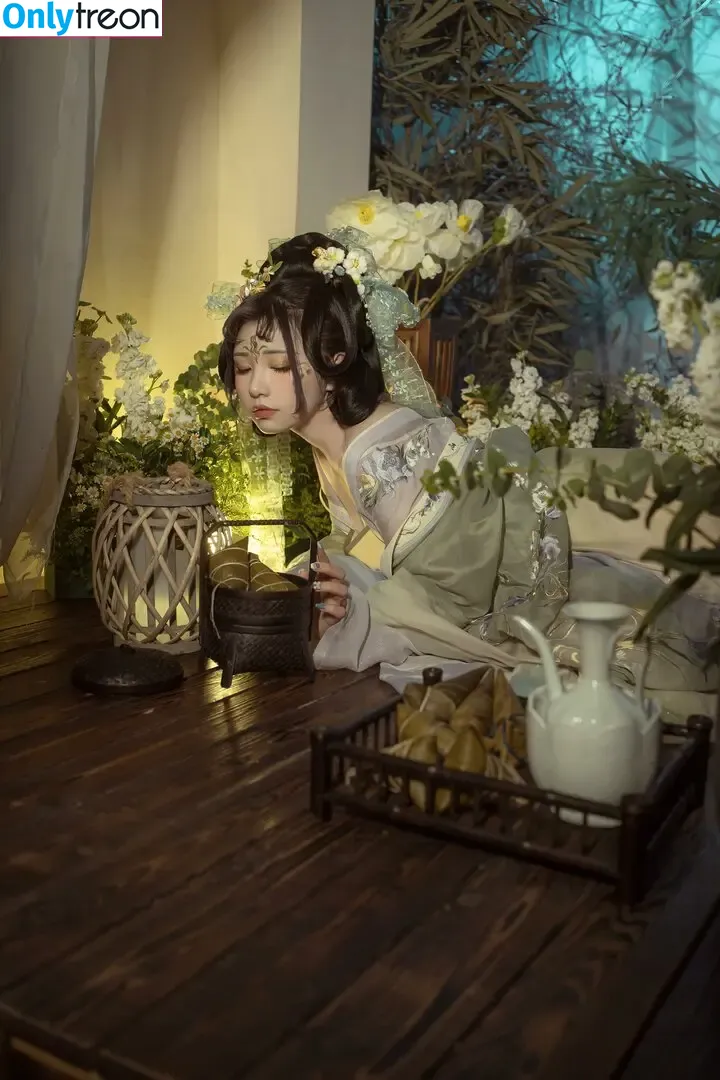 nekokoyoshi nude photo #1818 (kumicho_cat / 喵小吉 / 爆机少女 喵小吉)